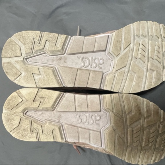 Asics - Picture 3 of 5